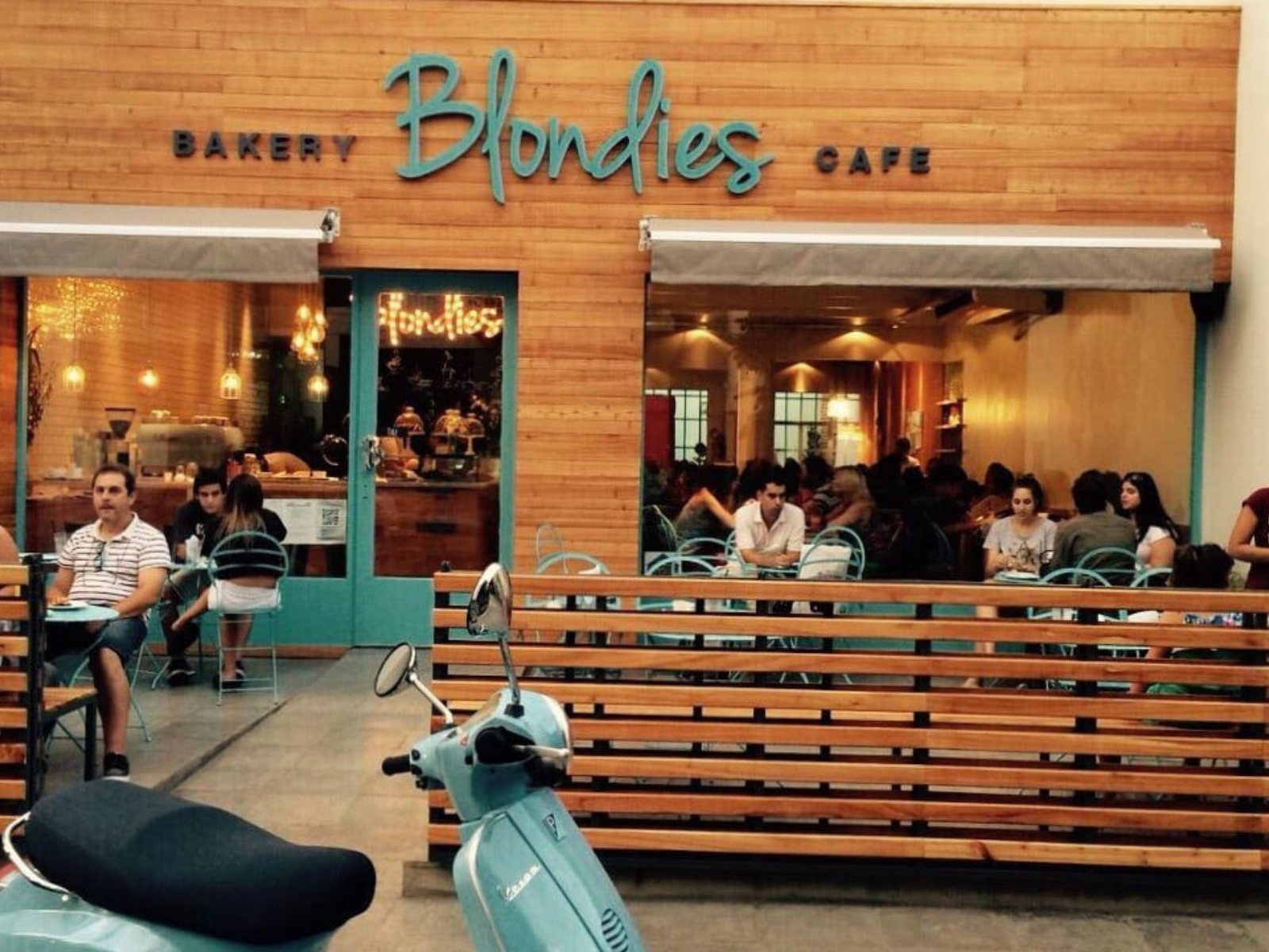 Blondies Bakery Café — Quilmes / CABA